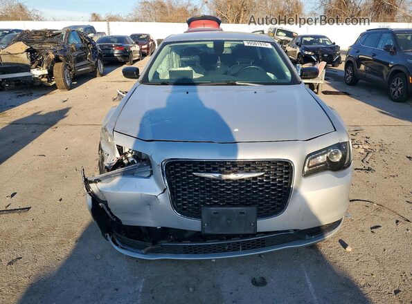 2C3CCAAG6LH137597 2020 CHRYSLER 300 Silver Vista frontal