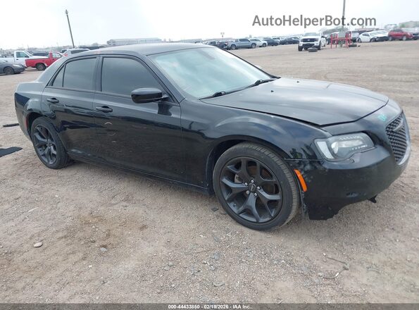 2C3CCAAG6PH580984 2023 CHRYSLER 300 Черный Передняя правая четверть