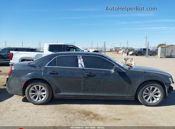 2C3CCAAGXPH647585 2023 CHRYSLER 300 Черный Панорамный вид салона 360°