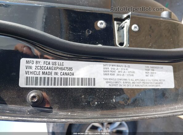 2C3CCAAGXPH647585 2023 CHRYSLER 300 Черный Вид подкапотного пространства
