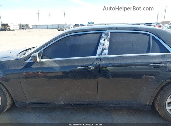 2C3CCAAGXPH647585 2023 CHRYSLER 300 Черный 