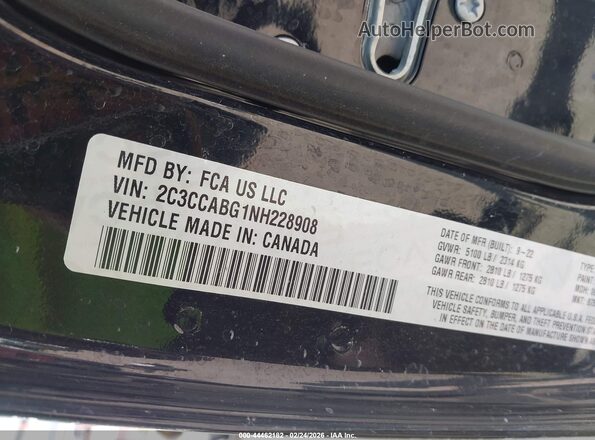 2C3CCABG1NH228908 2022 CHRYSLER 300 Черный Вид подкапотного пространства
