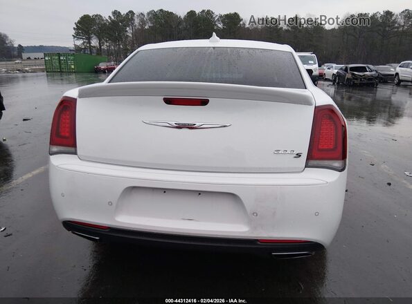 2C3CCABG8JH243786 2018 CHRYSLER 300 Белый 