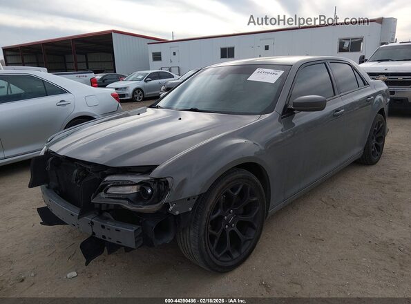2C3CCABG8KH697540 2019 CHRYSLER 300 Серый Передняя левая четверть