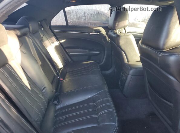 2C3CCABG9JH267028 2018 CHRYSLER 300 Черный Вид задних сидений
