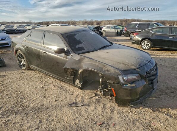 2C3CCABG9PH565510 2023 CHRYSLER 300 Черный Передняя правая четверть