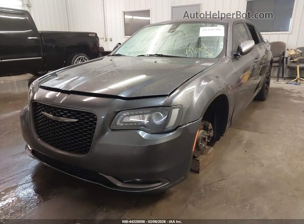 2C3CCABGXHH577263 2017 CHRYSLER 300 Серый Передняя левая четверть