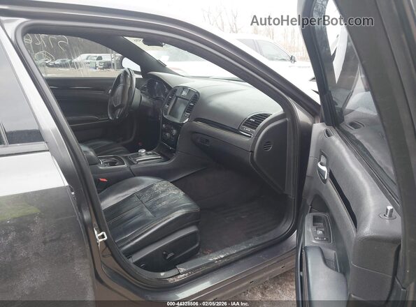 2C3CCABGXHH577263 2017 CHRYSLER 300 Серый Вид салона спереди