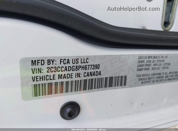 2C3CCADG8PH677390 2023 CHRYSLER 300 White Շարժիչի բաժամունքի տեսք