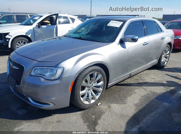 2C3CCAEG1JH136882 2018 CHRYSLER 300 Серебряный Передняя левая четверть