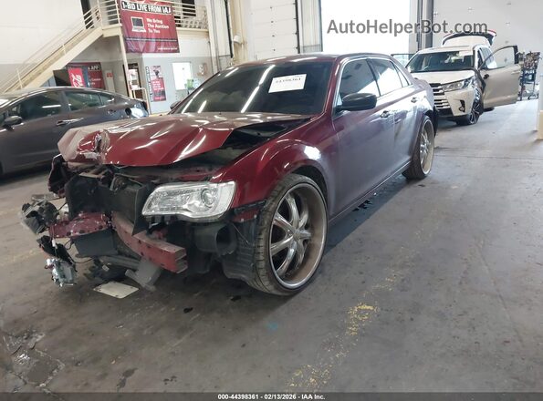 2C3CCAEG3HH559781 2017 CHRYSLER 300 Красный Передняя левая четверть