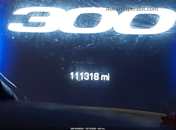 2C3CCAEG3HH559781 2017 CHRYSLER 300 Красный 