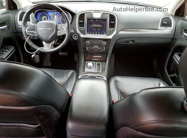 2C3CCAEGXKH689581 2019 CHRYSLER 300 Black Dashboard view