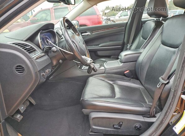 2C3CCAEGXKH689581 2019 CHRYSLER 300 Black Front interior view