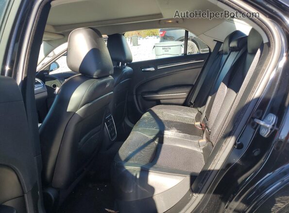 2C3CCAET3HH650174 2017 CHRYSLER 300 Черный Вид задних сидений