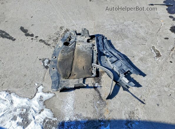 2C3CCAGG1HH582635 2017 CHRYSLER 300 Черный Вид подкапотного пространства
