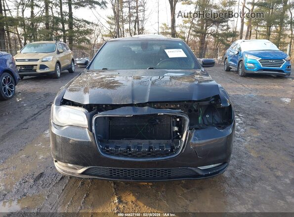 2C3CCAGG6HH612969 2017 CHRYSLER 300 Черный Вид задней части салона