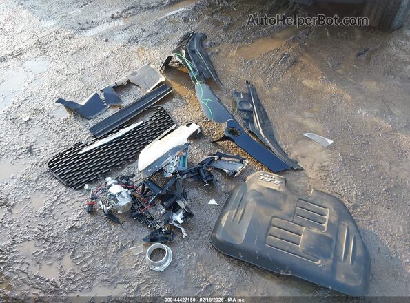 2C3CCAGG6HH612969 2017 CHRYSLER 300 Черный Вид щитка приборов