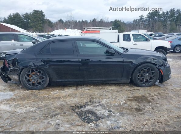 2C3CCAGG6LH141964 2020 CHRYSLER 300 Black Rear interior view