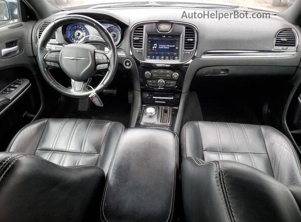 2C3CCAGG7KH648922 2019 CHRYSLER 300 Черный Вид панели приборов