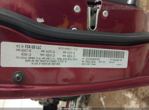 2C3CCAKG6HH647650 2017 CHRYSLER 300 Бордовый Вид подкапотного пространства