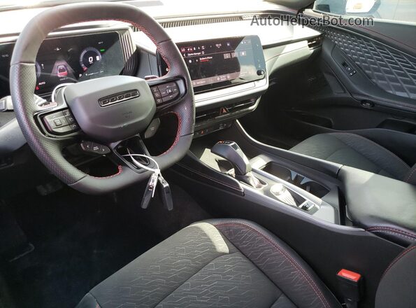 2C3CDBCK8SR536900 2025 DODGE CHARGER Серый Вид панели приборов