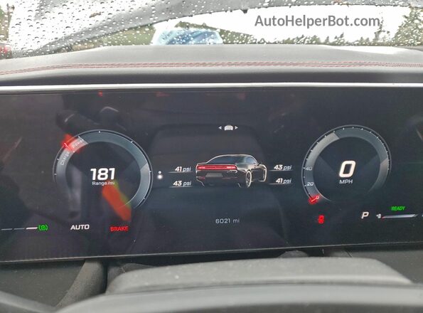 2C3CDBDK3RR206266 2024 DODGE CHARGER Black ხელსაწყოთა პანელის ხედი