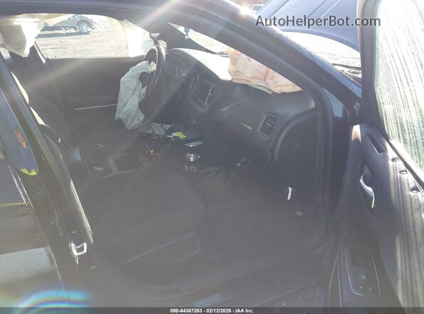 2C3CDXAT7JH339827 2018 DODGE CHARGER Черный Вид салона спереди