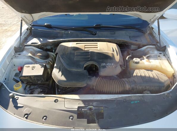 2C3CDXBG3KH588547 2019 DODGE CHARGER White Vista trasera