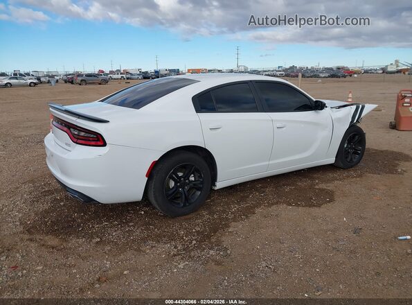 2C3CDXBG5HH643542 2017 DODGE CHARGER Белый Задняя правая четверть