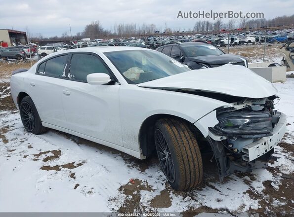 2C3CDXBG6KH636588 2019 DODGE CHARGER Белый Вид задней части салона