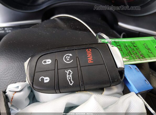 2C3CDXBG6MH608454 2021 DODGE CHARGER Кремовый Вид панели приборов