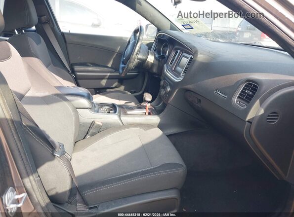 2C3CDXBG7HH638701 2017 DODGE CHARGER Серый Вид салона спереди