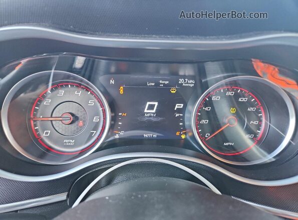 2C3CDXCT4JH260676 2018 DODGE CHARGER Silver ხელსაწყოთა პანელის ხედი