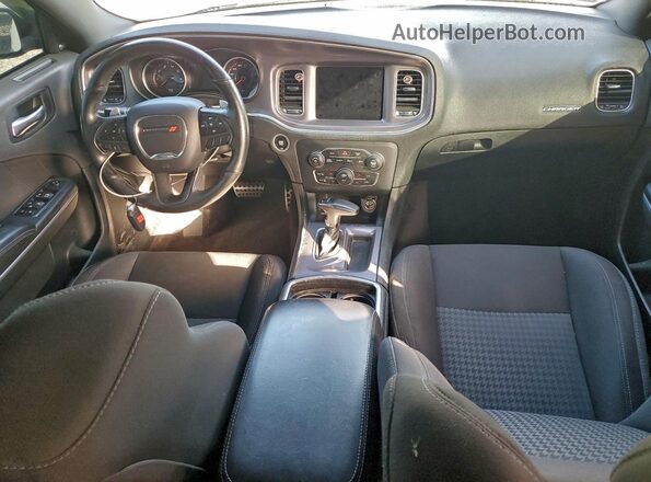 2C3CDXGJ1KH507968 2019 DODGE CHARGER Белый Вид панели приборов