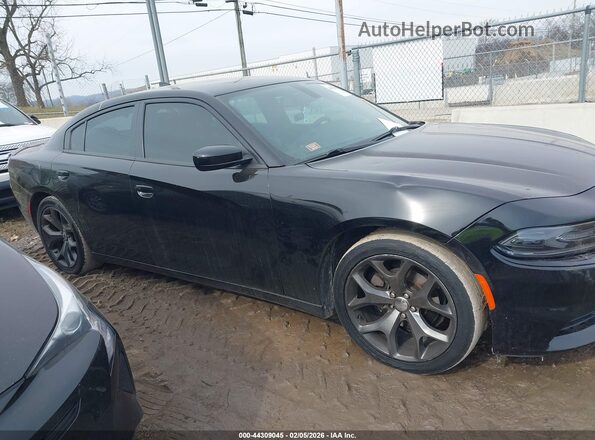 2C3CDXHGXHH638697 2017 DODGE CHARGER Черный Вид задней части салона
