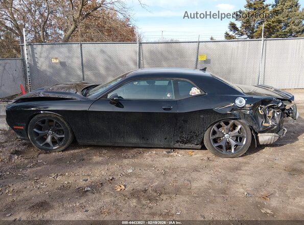 2C3CDZAG3HH666136 2017 DODGE CHALLENGER Черный 