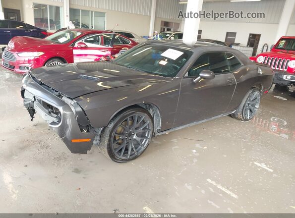 2C3CDZAG8JH325272 2018 DODGE CHALLENGER Серый Передняя левая четверть