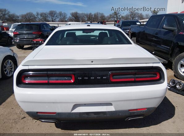 2C3CDZAGXMH538700 2021 DODGE CHALLENGER White 