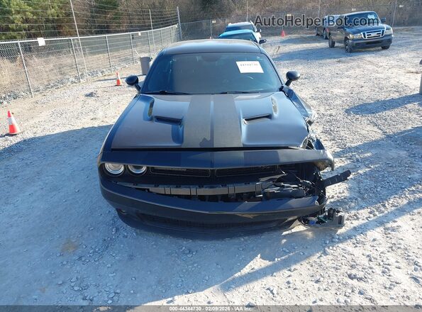 2C3CDZBT9JH333604 2018 DODGE CHALLENGER Черный Вид панели приборов