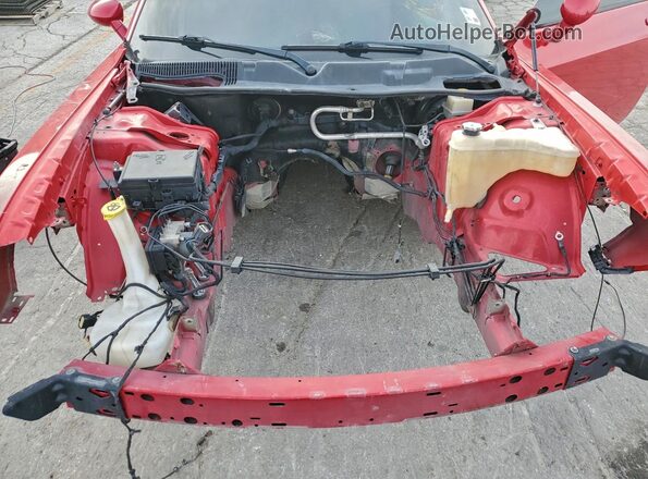 2C3CDZFJXGH330051 2016 DODGE CHALLENGER Красный Вид задней части салона