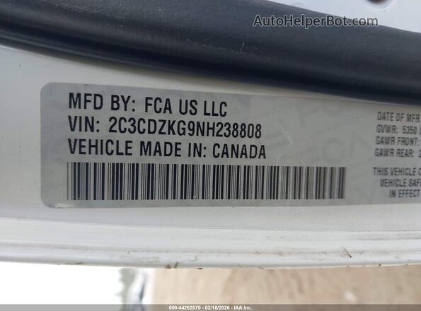 2C3CDZKG9NH238808 2022 DODGE CHALLENGER Белый Вид подкапотного пространства
