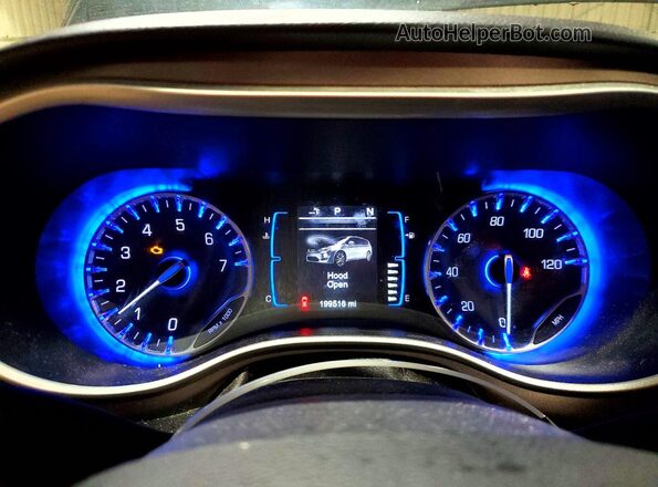 2C4RC1BG2HR553569 2017 CHRYSLER PACIFICA Black Vista del cuadro de instrumentos