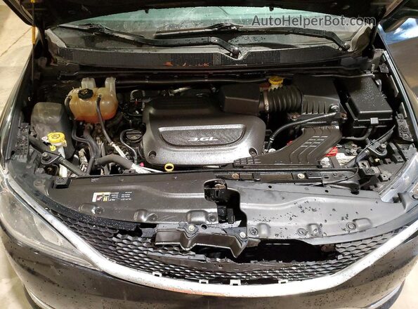 2C4RC1BG2HR553569 2017 CHRYSLER PACIFICA Black Vista del compartimento del motor