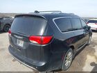 2018 Chrysler Pacifica Touring L Black vin: 2C4RC1BG2JR132425