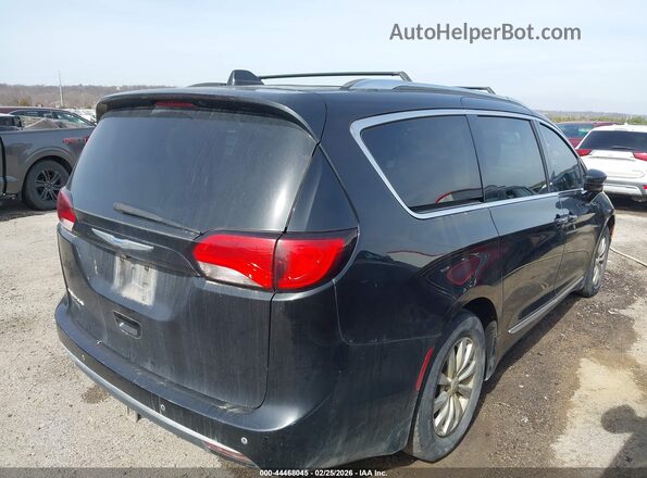 2C4RC1BG2JR132425 2018 CHRYSLER PACIFICA Black Задня права чверть