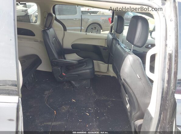 2C4RC1BG2JR132425 2018 CHRYSLER PACIFICA Black Вид наклейки з VIN-кодом