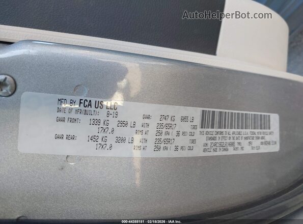 2C4RC1BG2LR106085 2020 CHRYSLER PACIFICA Gray ძრავის განყოფილების ხედი
