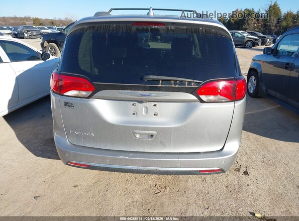 2C4RC1BG2LR106085 2020 CHRYSLER PACIFICA Gray 