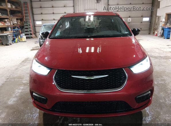2C4RC1BG2TR175245 2026 CHRYSLER PACIFICA Красный Вид задней части салона